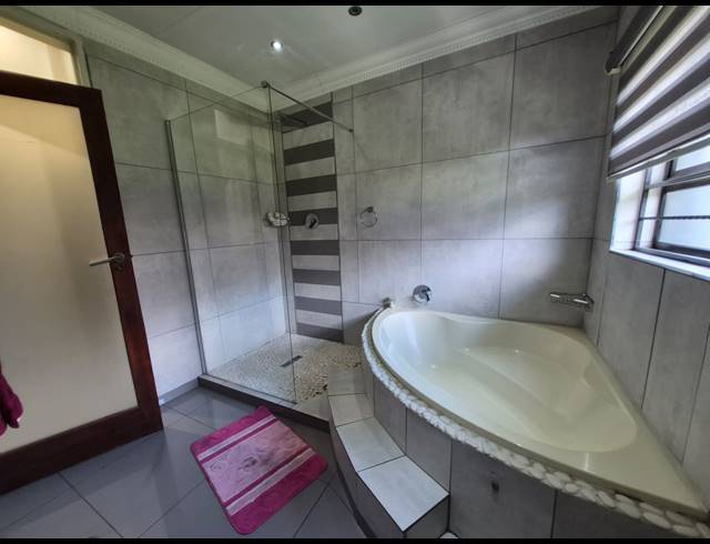 3 BEDROOM HOUSE FOR SALE IN COMET